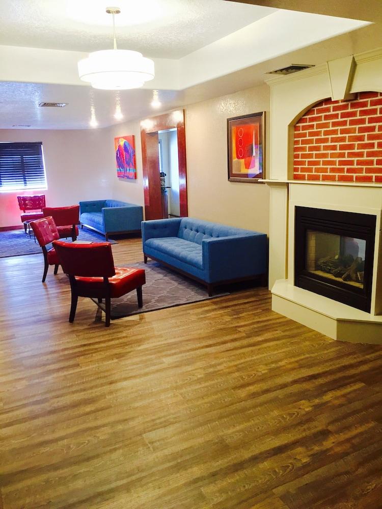Quality Inn Buffalo photo 44