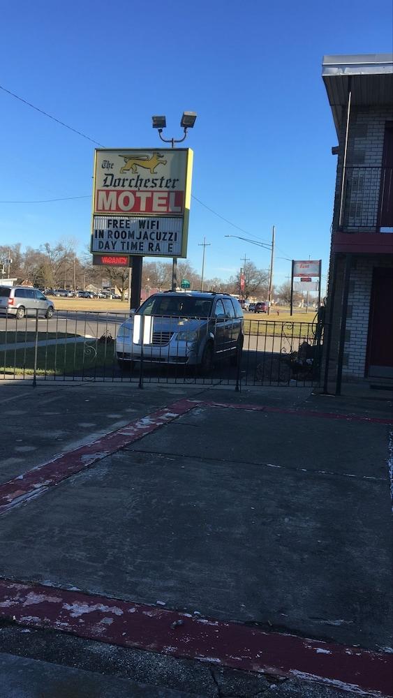Dorchester Motel photo 1