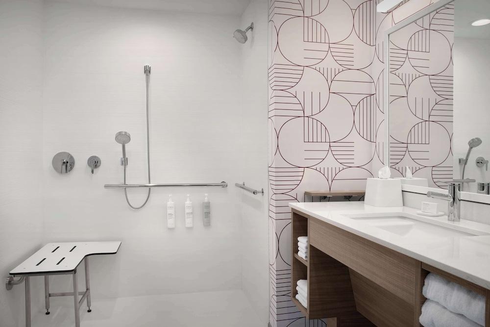 Home2 Suites By Hilton Lakeland North I-4 photo 10