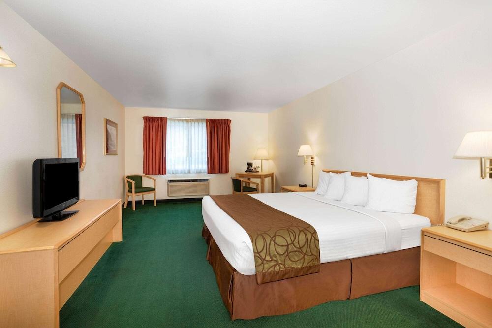 Inn at Lander, Travelodge by Wyndham photo 22
