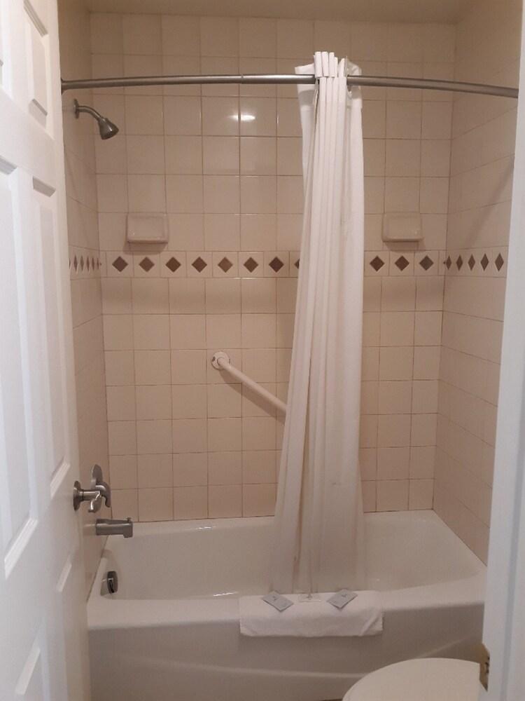 Stay Express Inn Hamilton photo 5