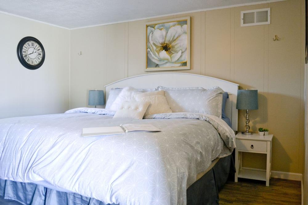 Whitehall Cottages photo 7