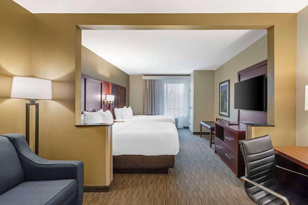Comfort Inn & Suites Tifton photo 18