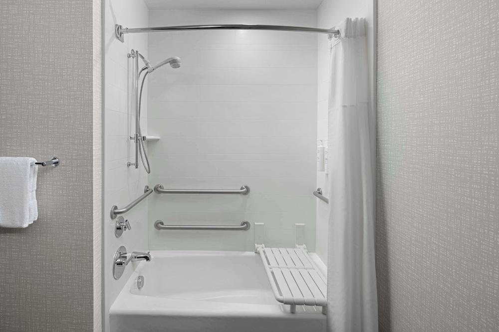 Hampton Inn & Suites Orem photo 27