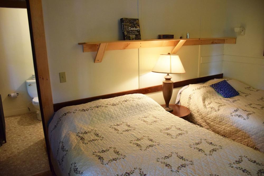 The Baseball Hotel photo 38