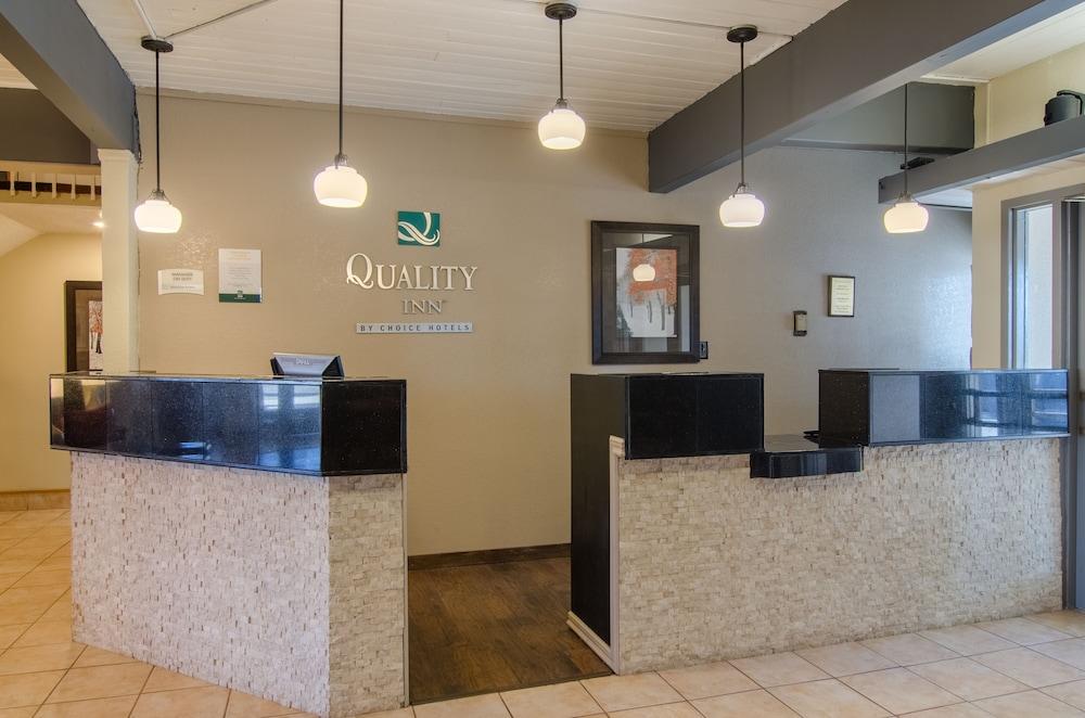 Quality Inn Buffalo photo 8