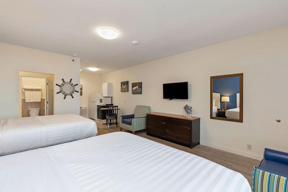 The Inn at Fulton Harbor photo 9