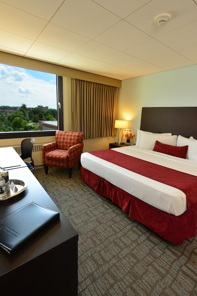Hotel UMass photo 37