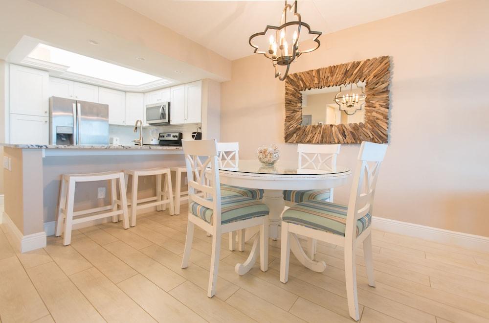Sundial Beach Resort & Spa photo 2