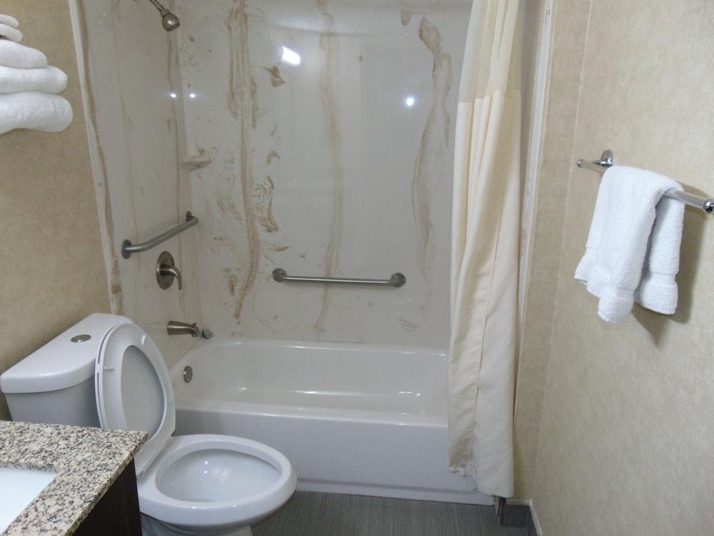 La Mirage Motor Inn photo 12