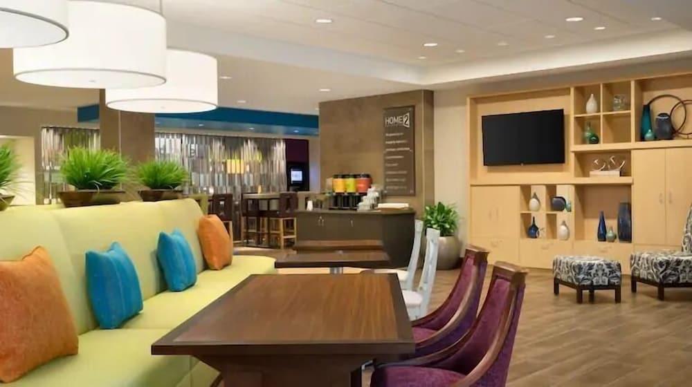 Home2 Suites by Hilton Anderson Downtown photo 2