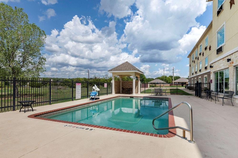 Comfort Inn & Suites Gatesville photo 3
