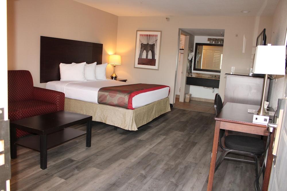 Infinity Inn & Suites photo 1