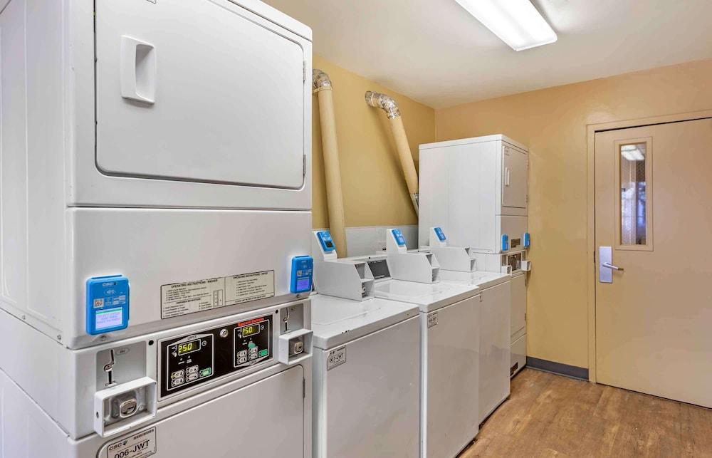 Extended Stay America Select Suites - Denver - Tech Center South - Greenwood Village photo 21