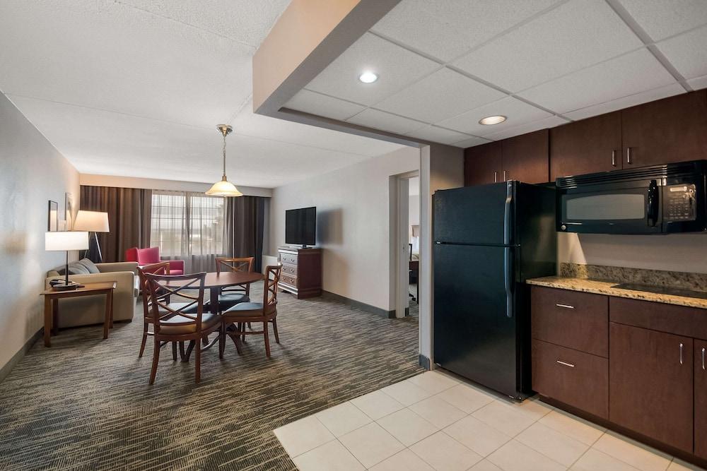 Country Inn & Suites by Radisson, Fredericksburg South (I-95), VA photo 5