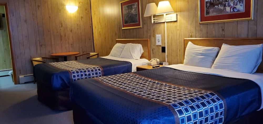 Red Ranch Motel photo 45
