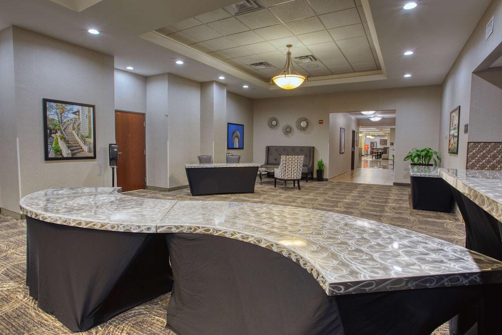 Drury Inn & Suites Near La Cantera Parkway photo 87