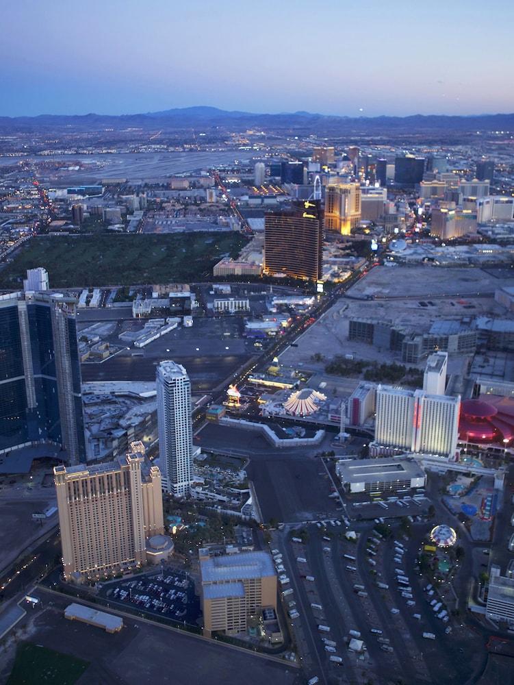 Hilton Grand Vacations Club on the Las Vegas Strip photo 26