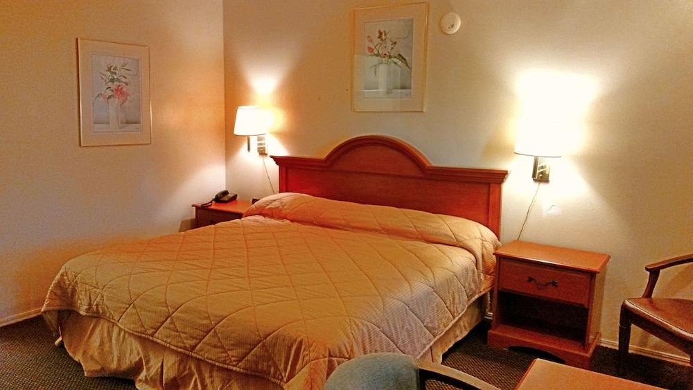 Lake Eufaula Inn photo 30