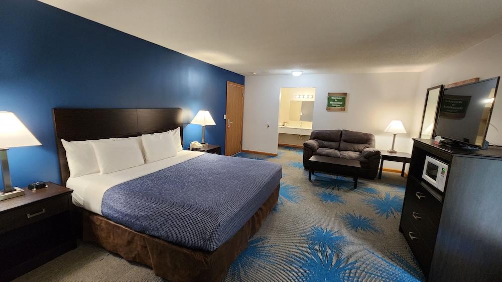 Econo Lodge Lakeshore photo 31