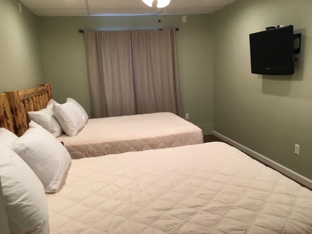 Glacier Basecamp Lodge photo 19