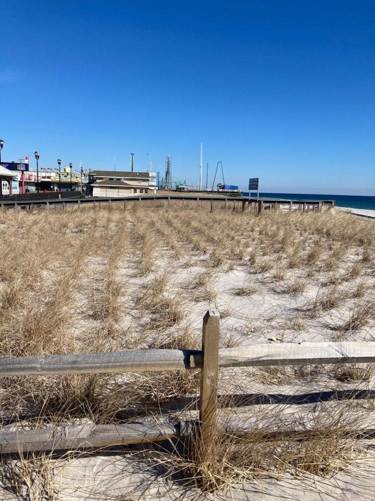 Surfside Motel photo 48
