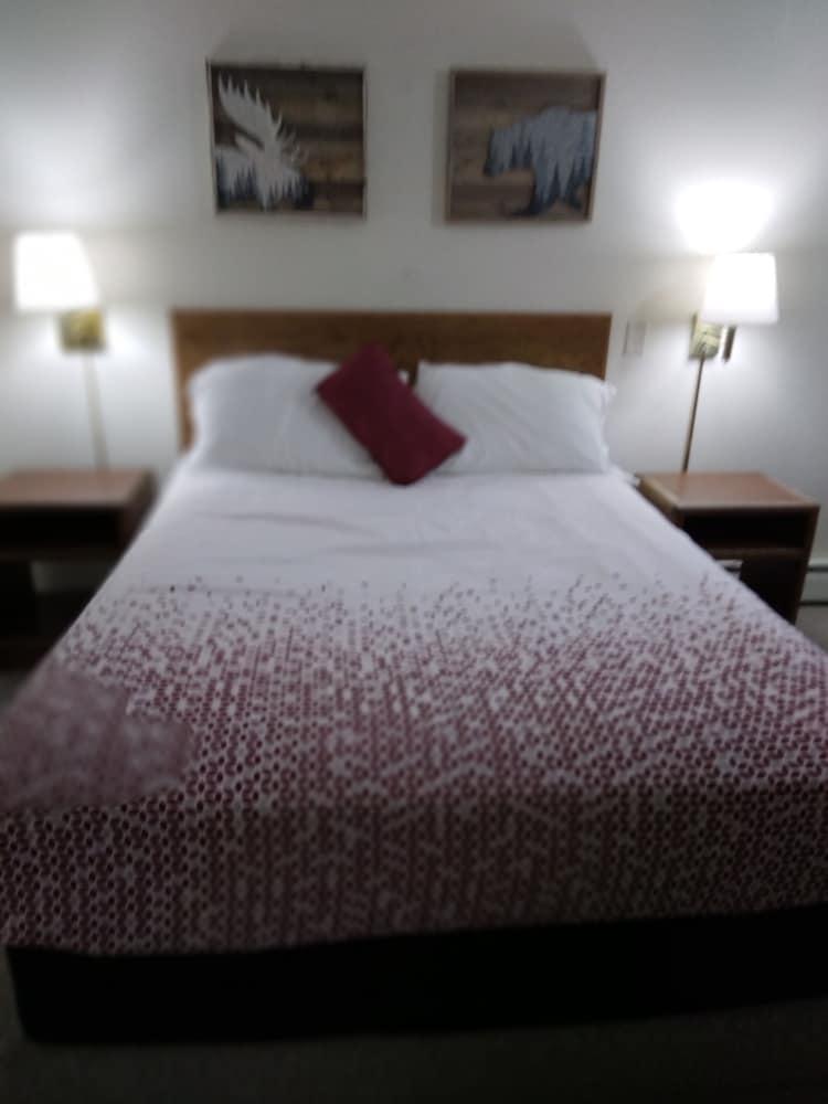 Northwoods Motels photo 6