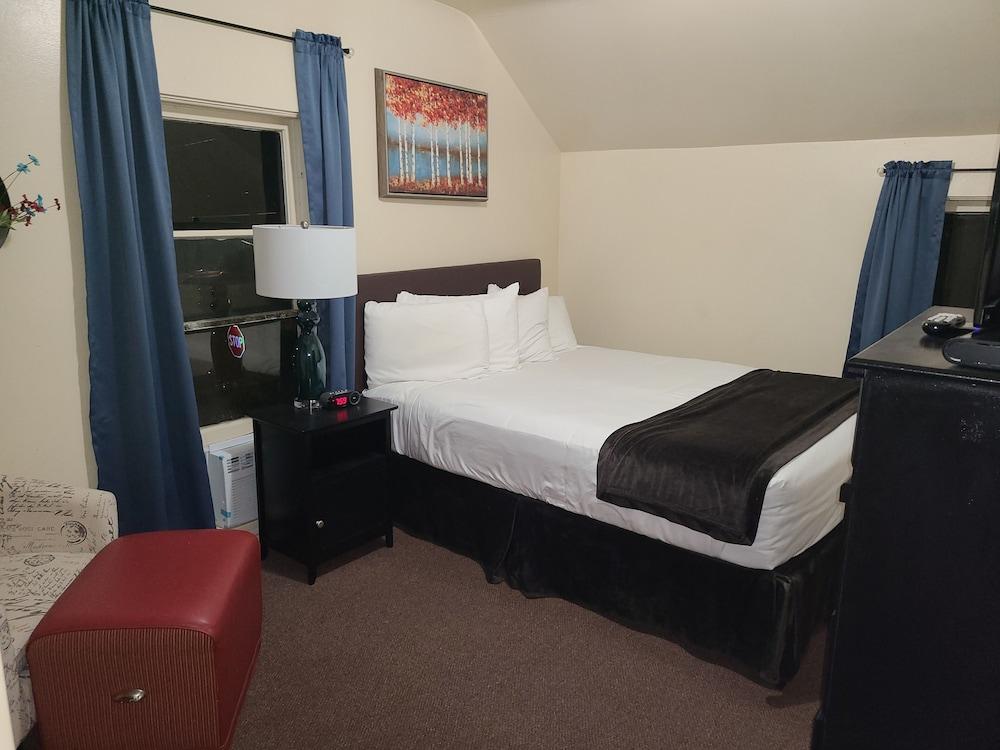 Lamplighter Cabins & Suites photo 23