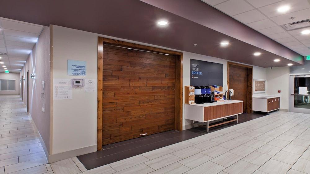 Holiday Inn Express & Suites Green River by IHG photo 32