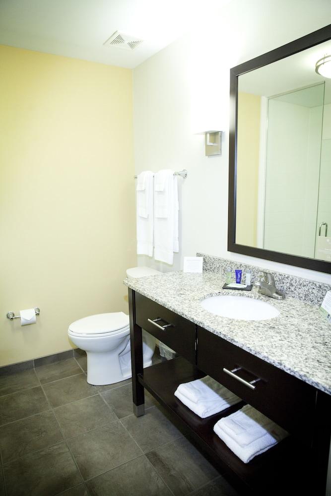 Sleep Inn & Suites Moundsville - Wheeling photo 19