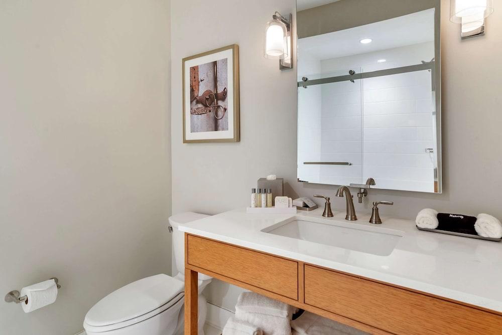 Lyric Hotel West End, an Ascend Collection Hotel photo 28