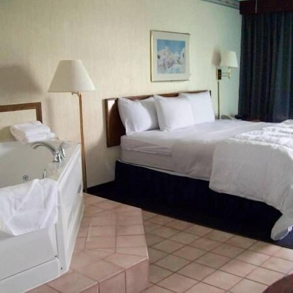 Ridge Crest Hotel photo 8