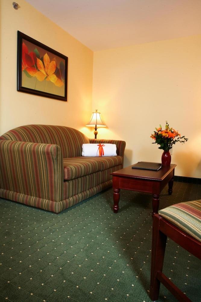 Main Street Inn photo 16