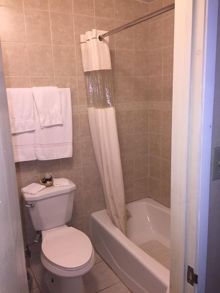 Desert Inn photo 19