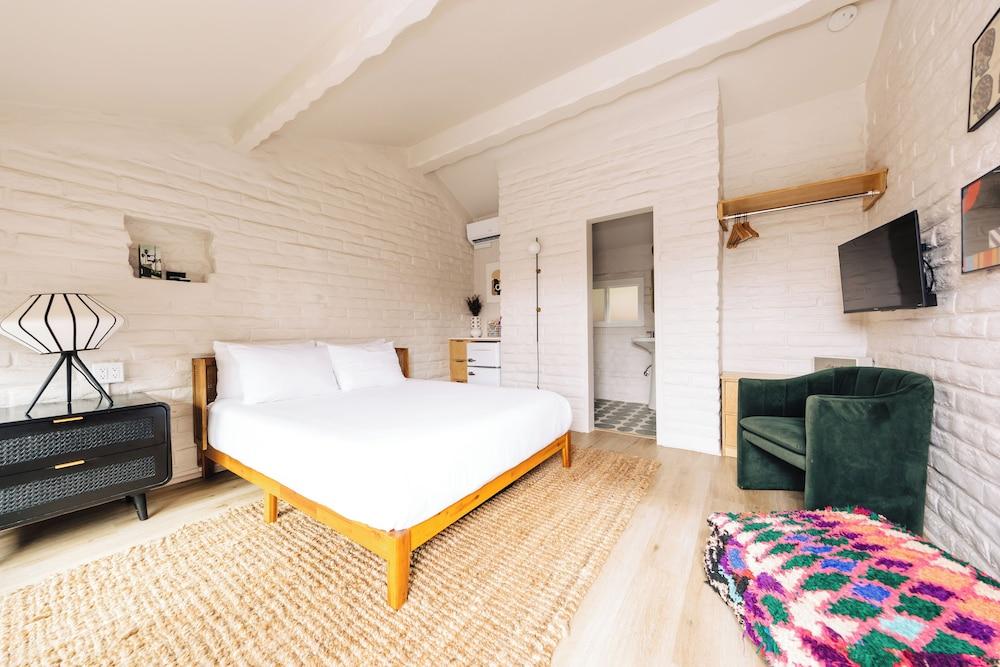 The Green Room Hotel photo 55