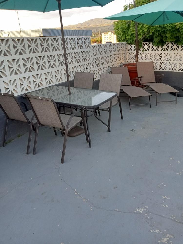 Downtown Inn photo 31