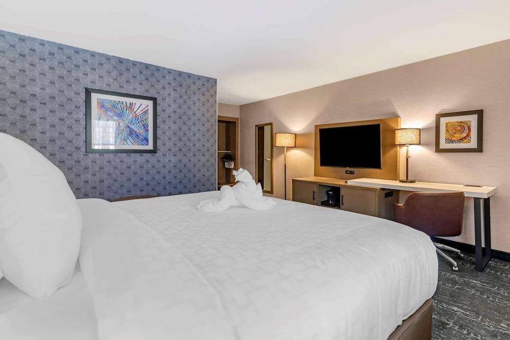 Clarion Inn Nashua photo 32
