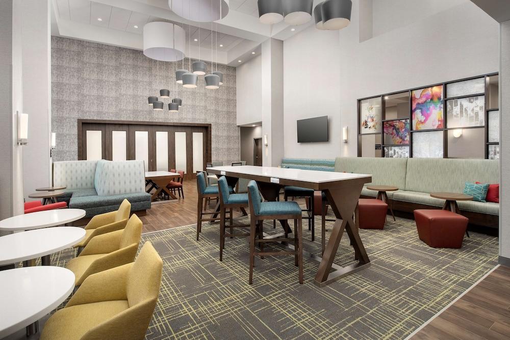 Hampton Inn & Suites Lexington Columbia photo 18