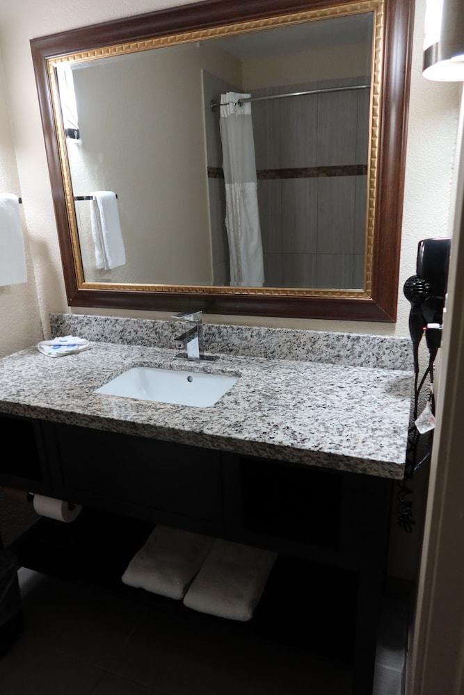 West Worth Inn and Suites photo 29