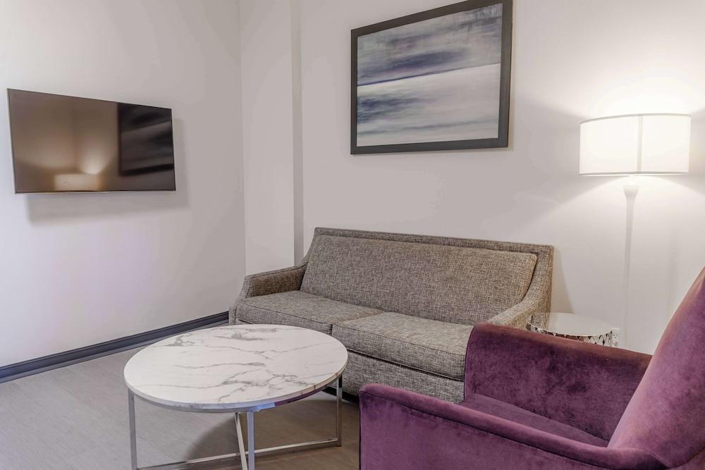 TRYP by Wyndham Savannah Downtown/Historic District photo 79
