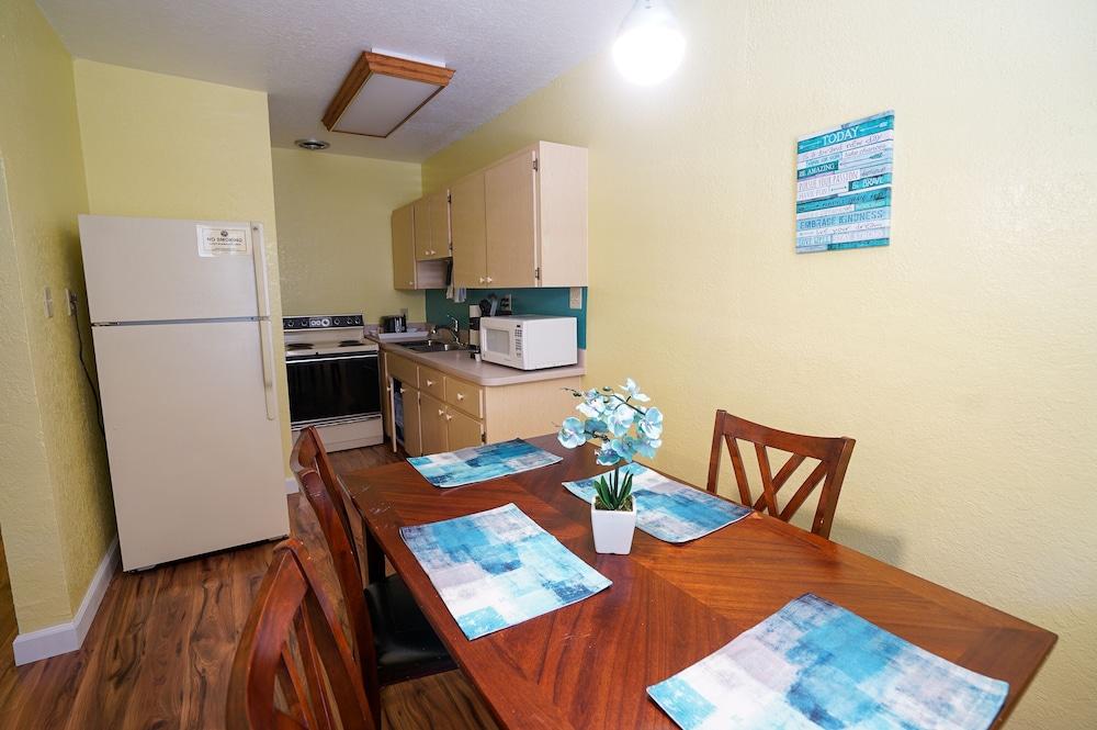 Mar Bay Motel &Suites photo 28