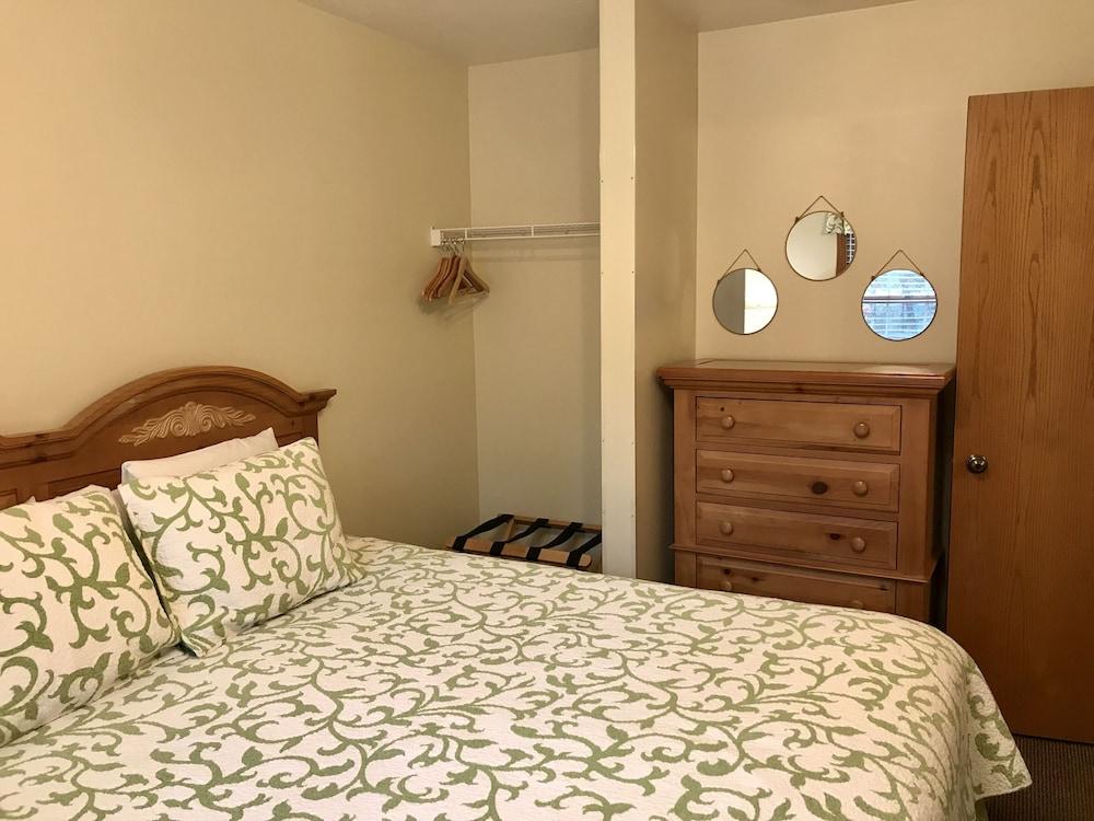 Bay Breeze Resort photo 51