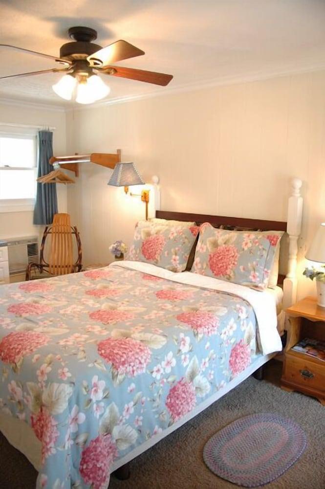 The Homestead Inn photo 69