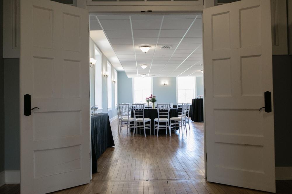 The Inn at Belvoir Winery photo 13