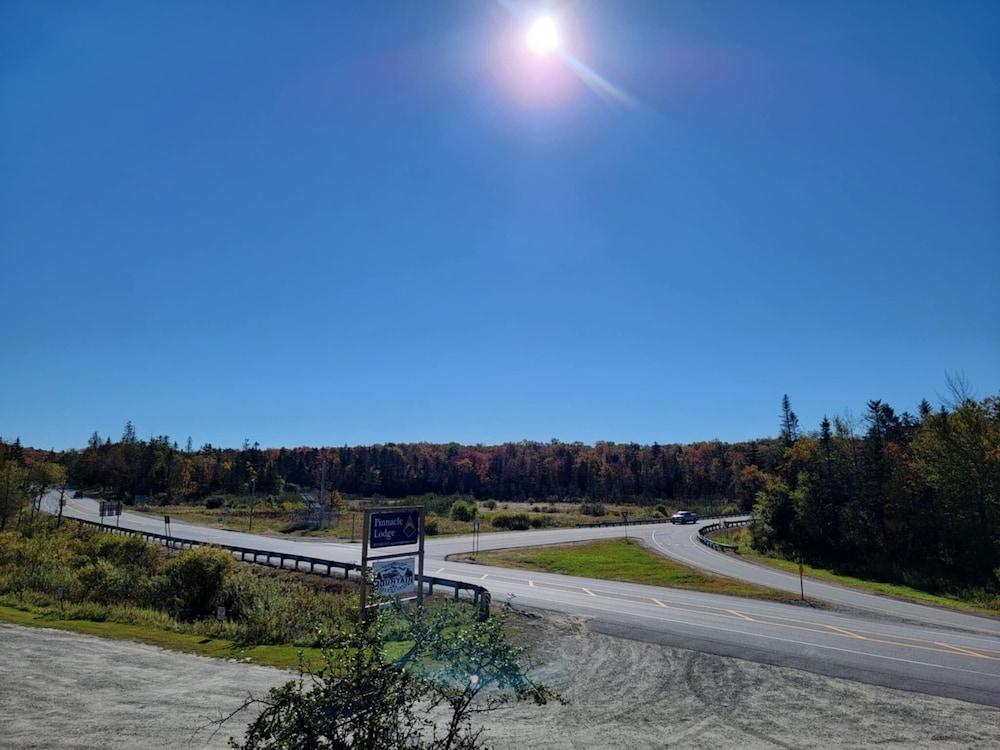 Pinnacle Lodge photo 7