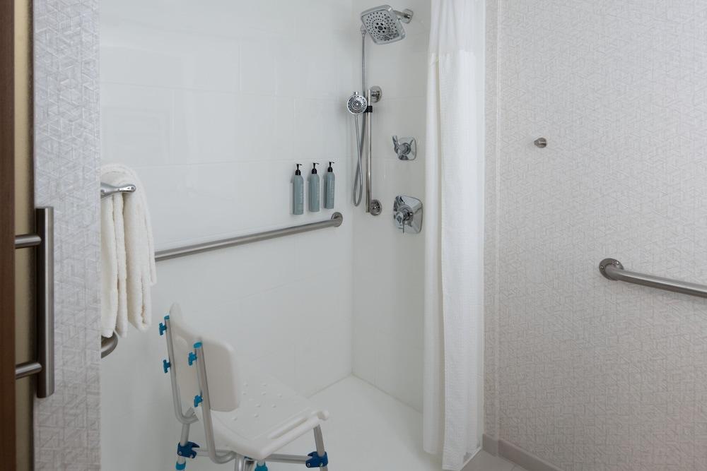 Courtyard Miami in Coral Gables by Marriott photo 33