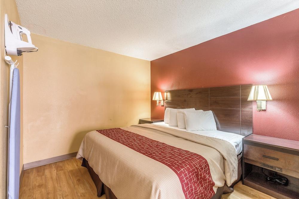 Red Roof Inn Amarillo West photo 22