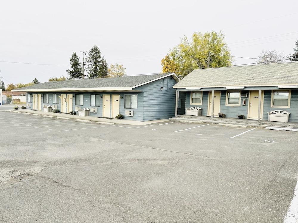 The Davenport Motel photo 6