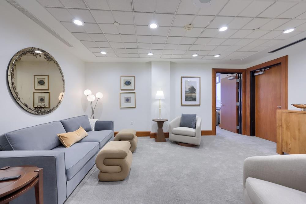 The Executive Suites and Venue photo 65