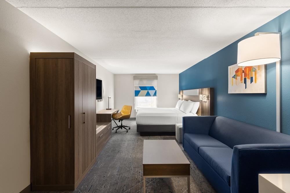 Holiday Inn Express Hotel & Suites Danbury - I-84 by IHG photo 24